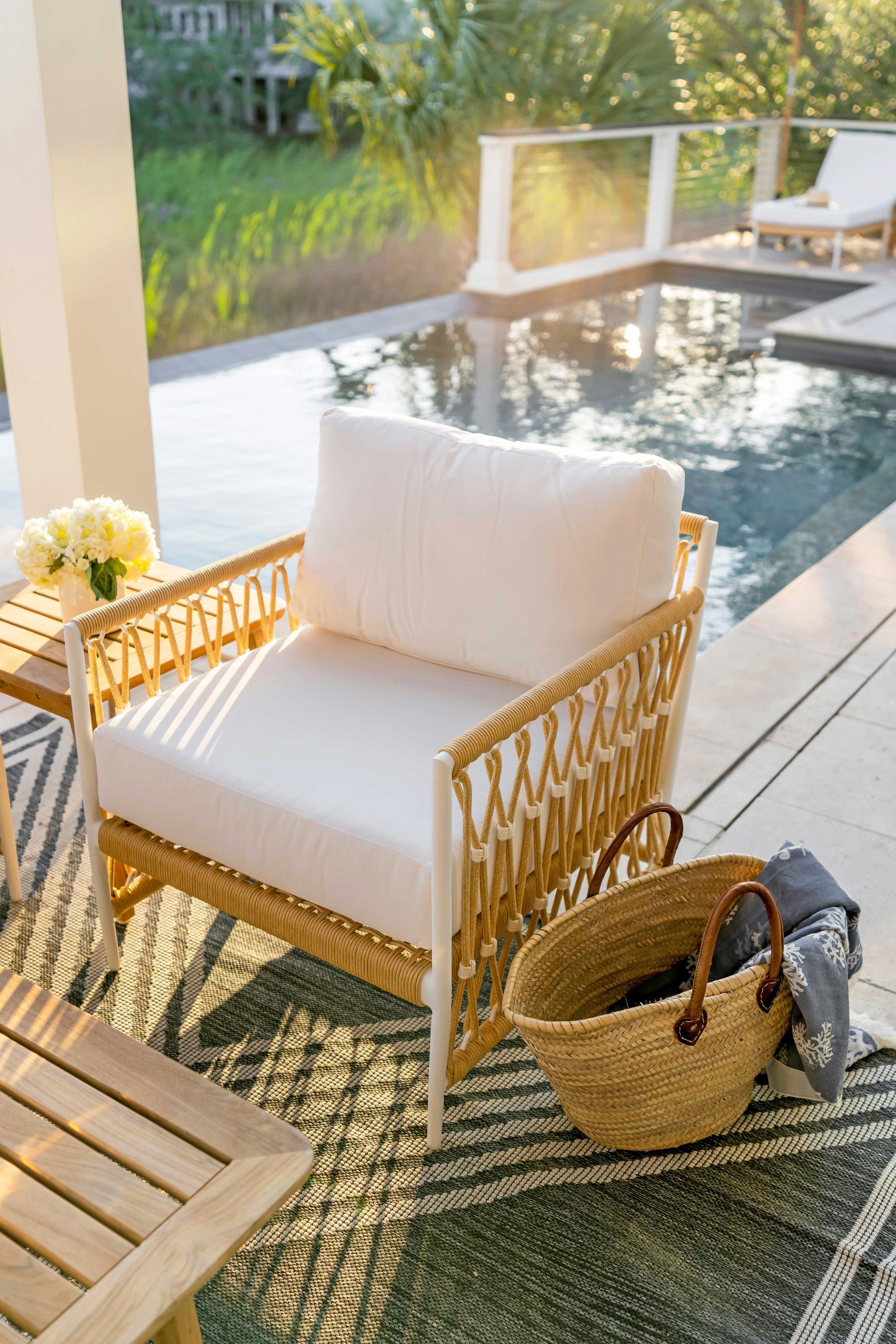 Best White Aluminum & Rope Outdoor Chair