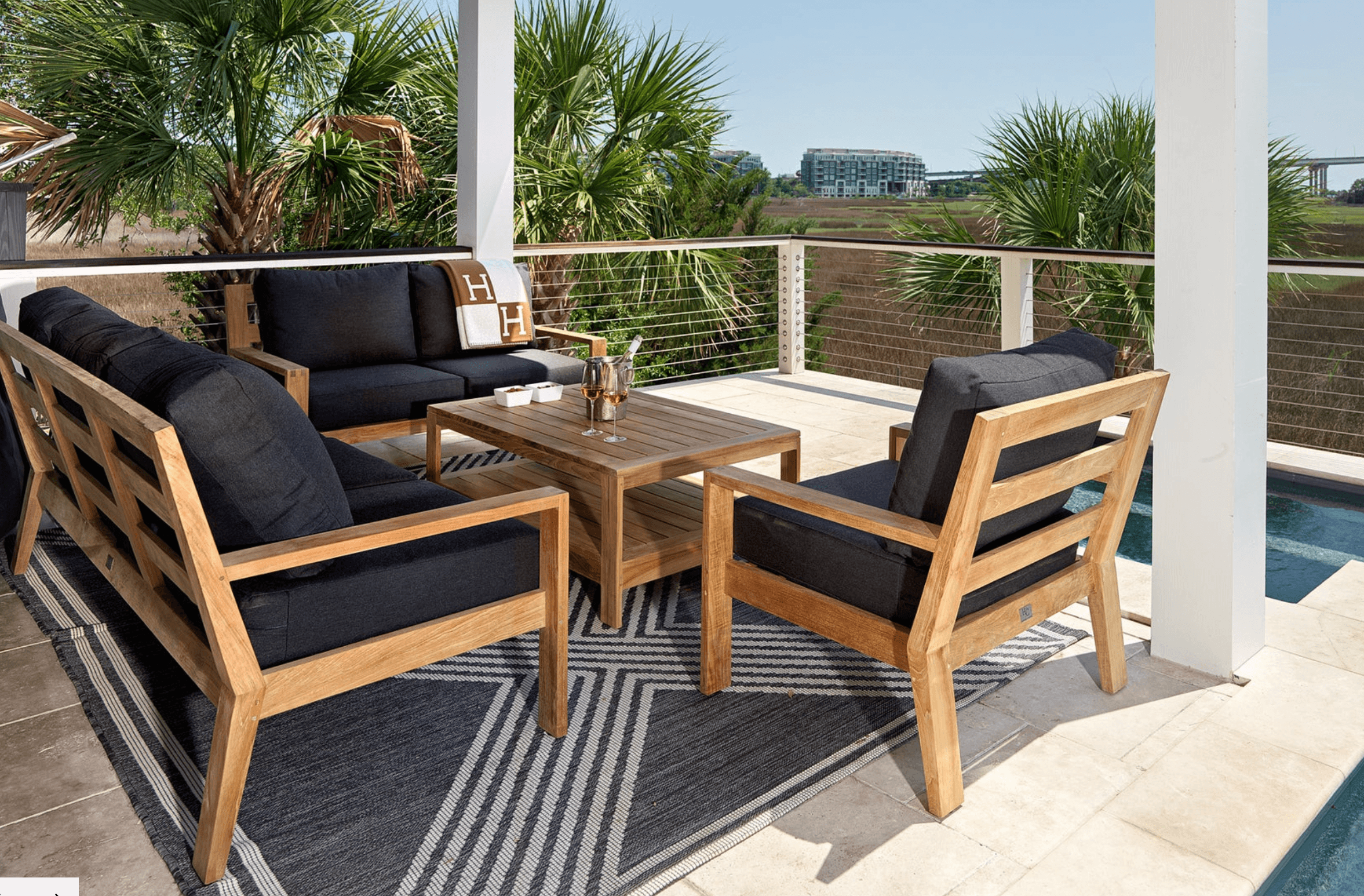 Best Quality Luxury Teak Club Chairs