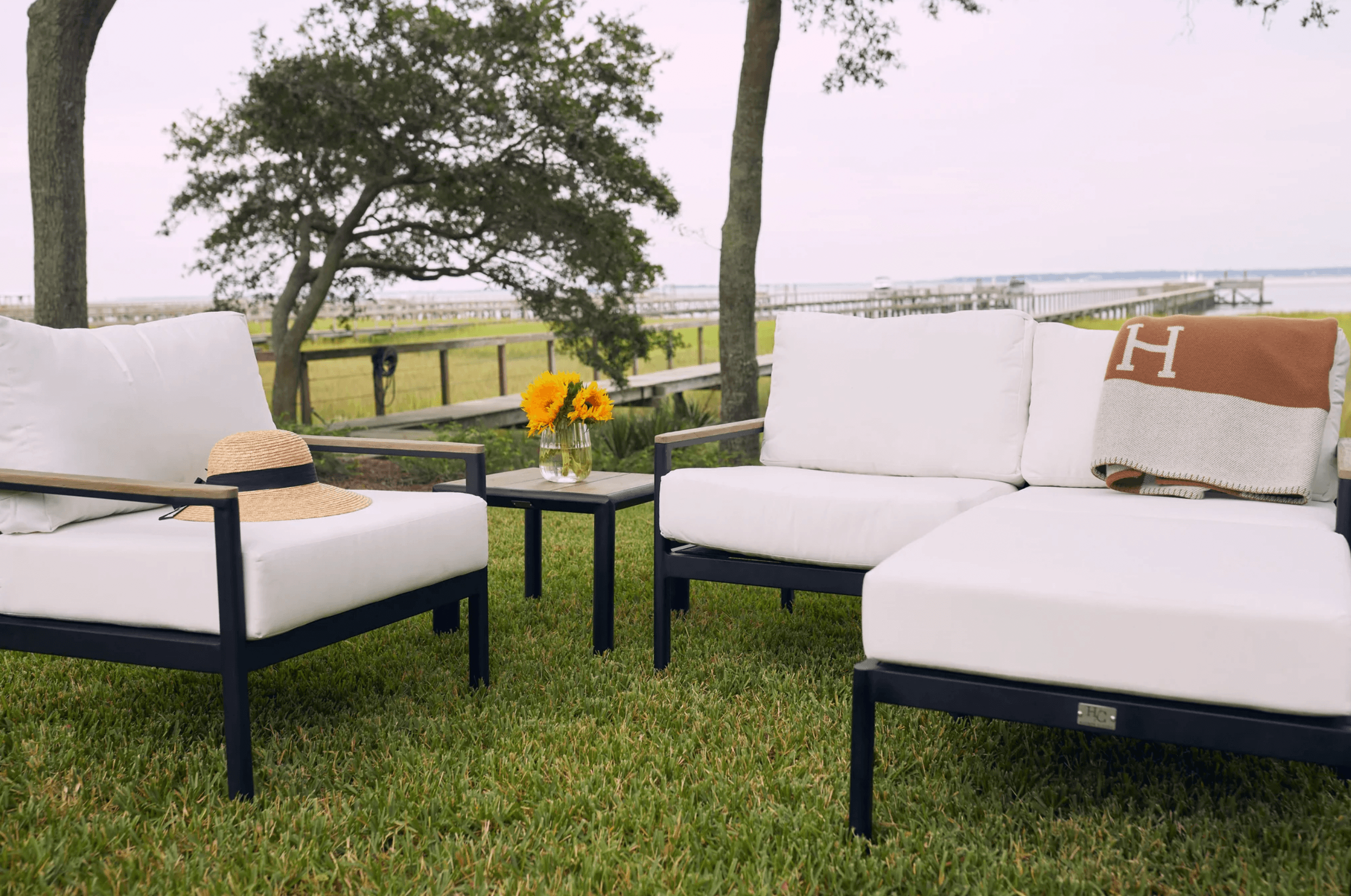 Beautiful Outdoor Lounge Set In Black Aluminum With Teak Accents